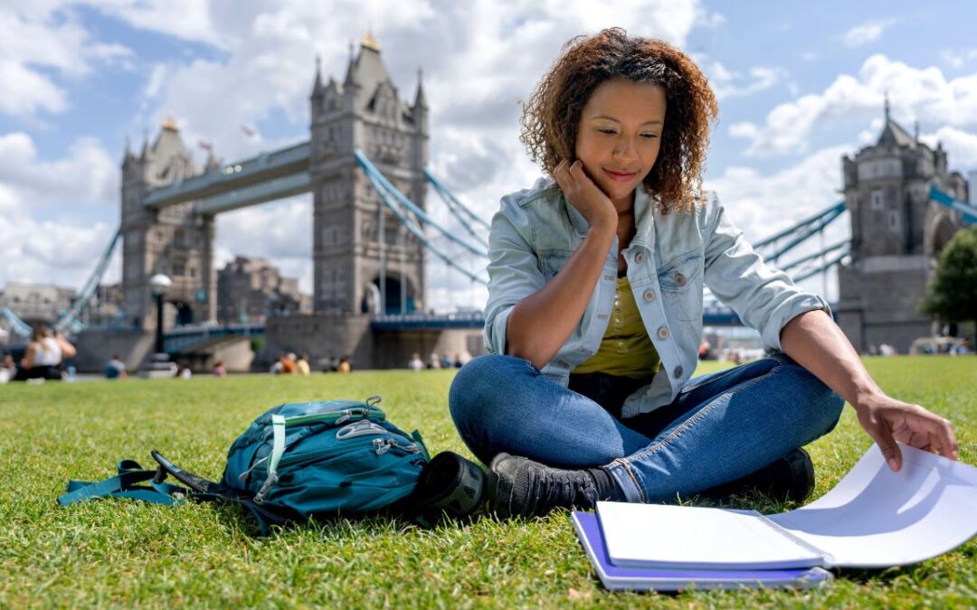 Exploring Regional Dialects and Accents in the UK and the US: Cultural Insights and Linguistic Diversity